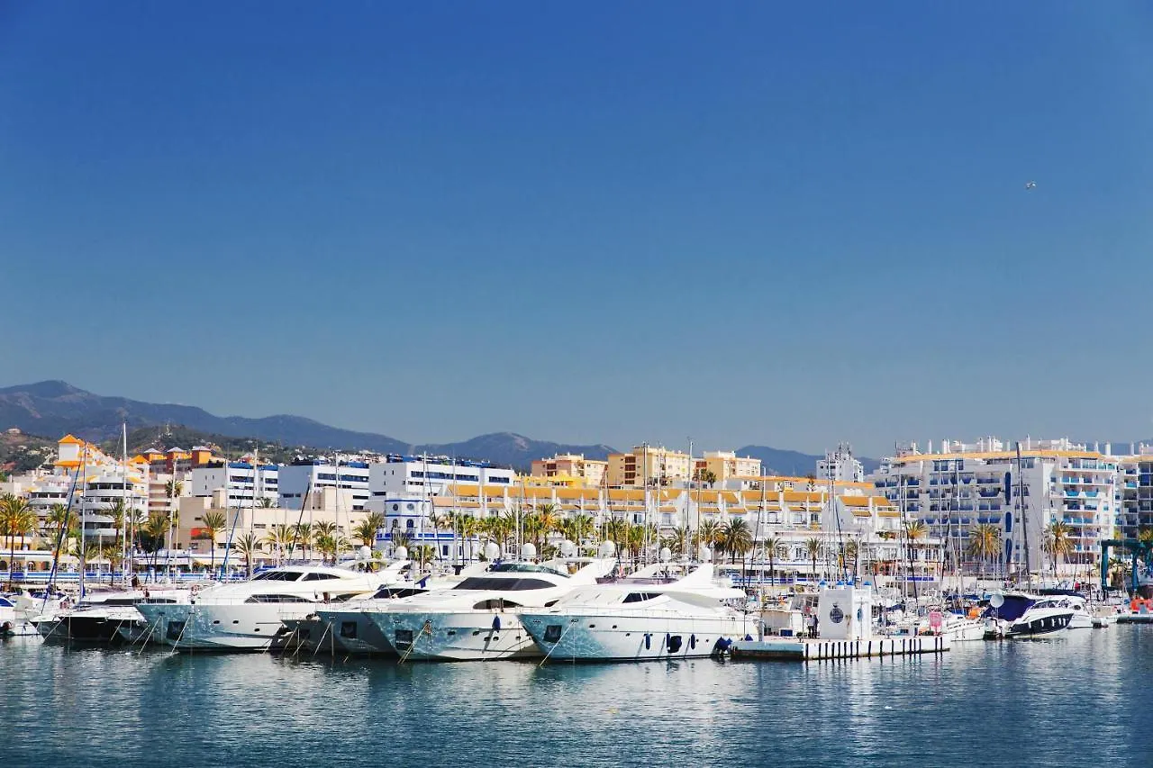 Estepona Seafront Apartment