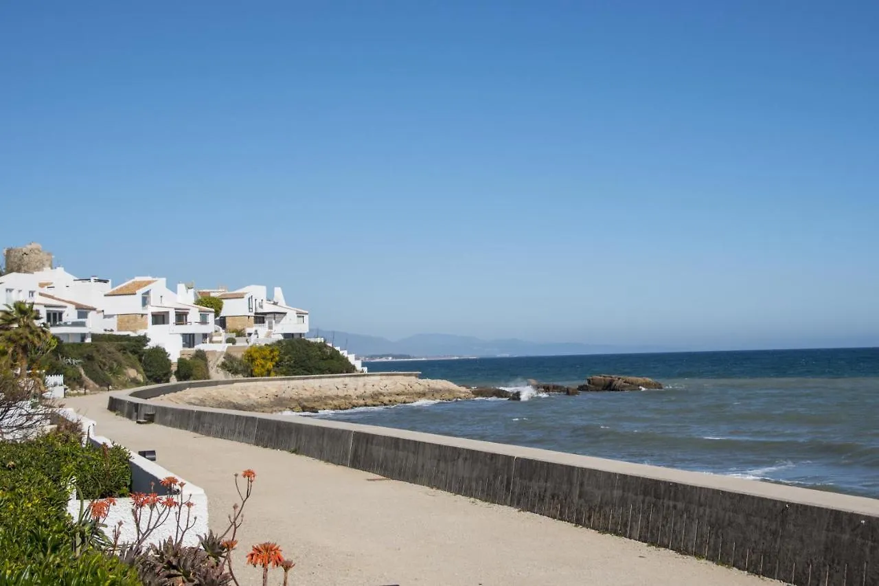 Estepona Seafront Apartment Holiday home