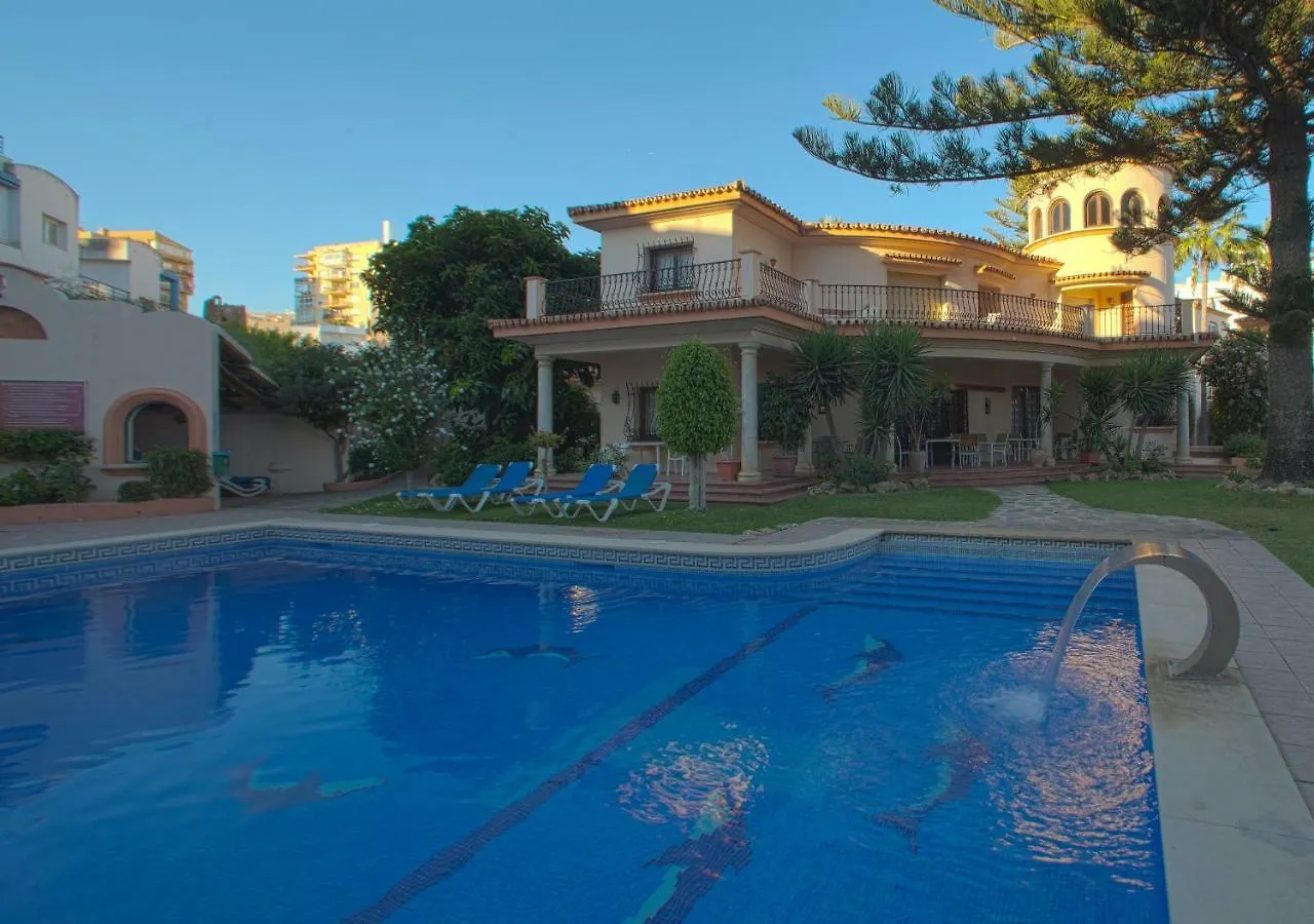 Estepona Seafront Apartment 0*,