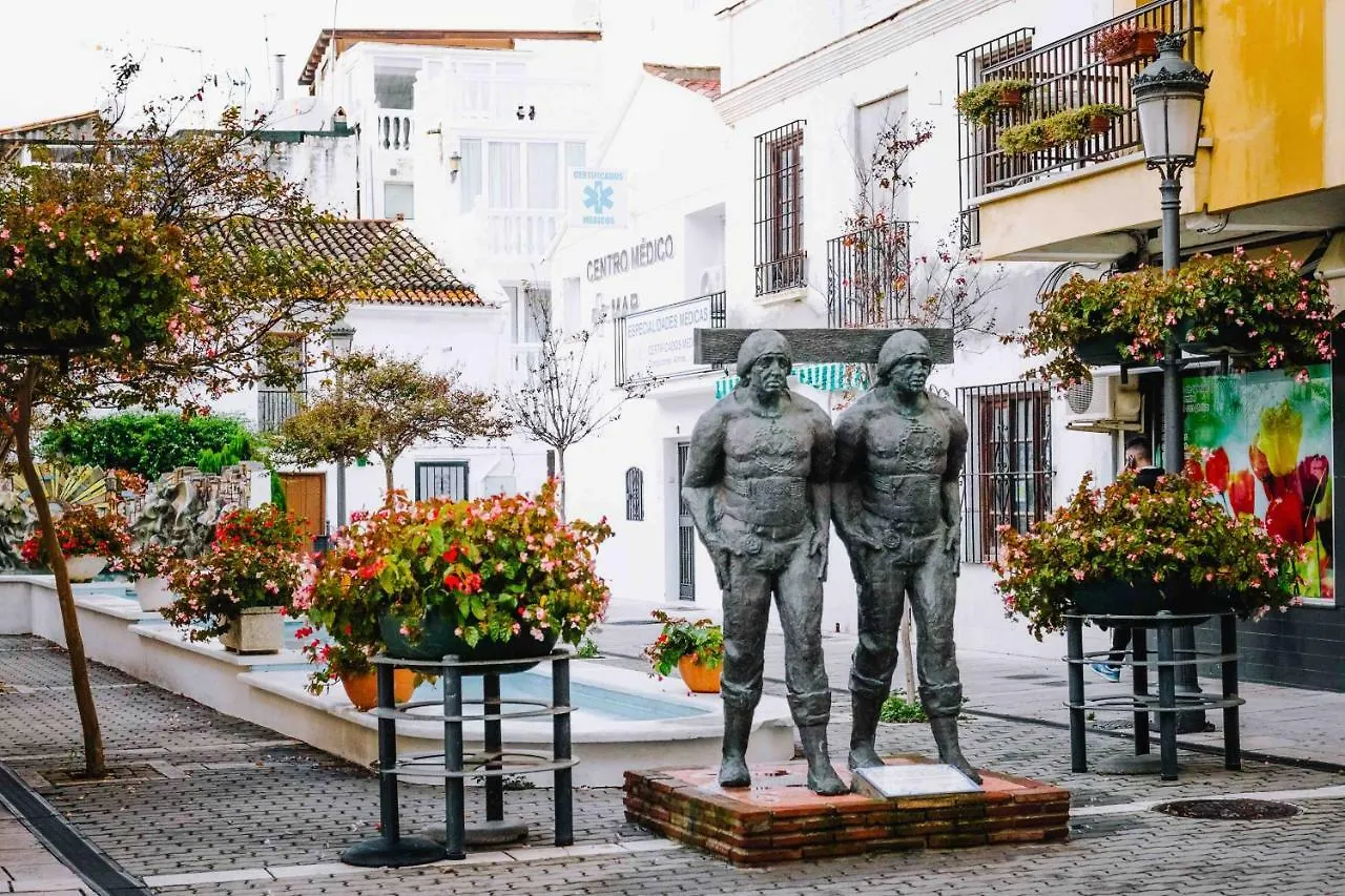 Estepona Seafront Apartment